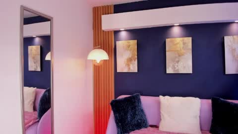 Snapshot of lumiernova chatting on 04-07-26, 08:09 Lumier online show from 04-07-26, 08:09