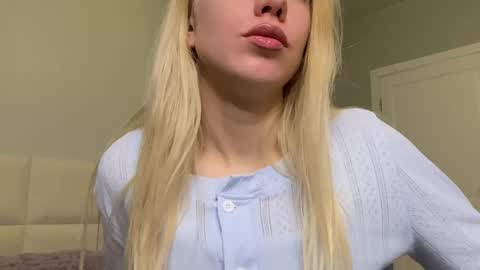 Catherine online show from 04-14-26, 07:31