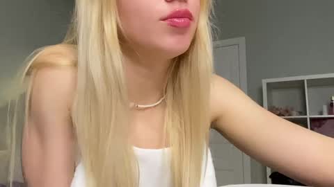 Catherine online show from 04-15-26, 07:58