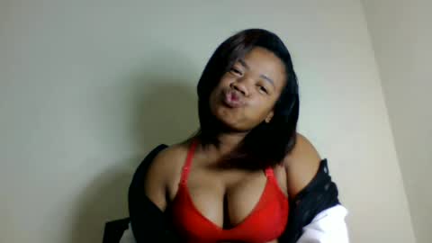 lumira_belle online show from 07-03-26, 10:05