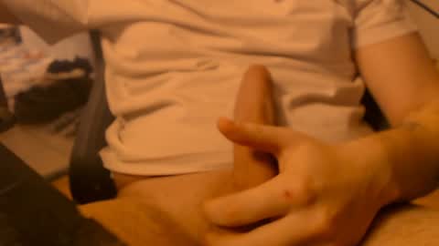 Snapshot of lumpie2508 chatting on 12-05-24, 12:08 lumpie2508 online show from 12-05-24, 12:08