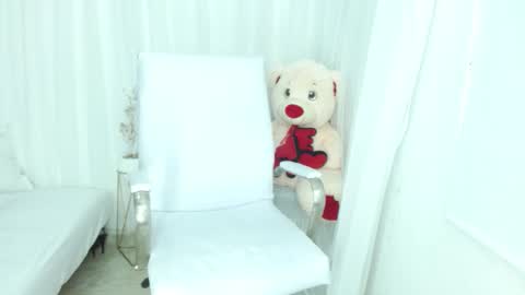 lun25apaixonad online show from 03-09-26, 08:35