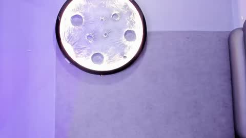 Luna online show from 01-16-26, 11:36