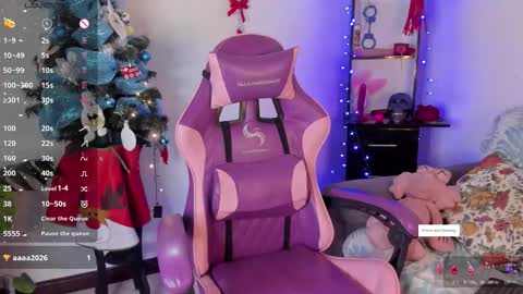 Luna online show from 11-25-25, 06:30