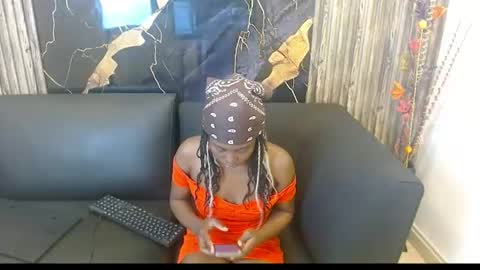 luna_bella882689 online show from 06-19-26, 06:01