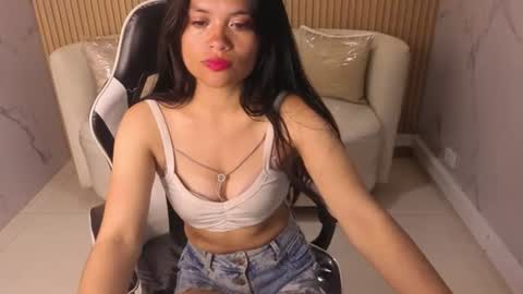 Snapshot of luna_benz_tx chatting on 07-08-26, 08:57 Follow me.. Live 1430 to 2100 online show from 07-08-26, 08:57