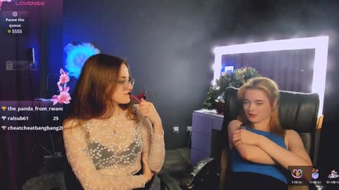 luna_berryy online show from 01-25-25, 02:58