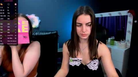 luna_berryy online show from 02-11-25, 08:10