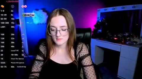 luna_berryy online show from 02-18-25, 02:16