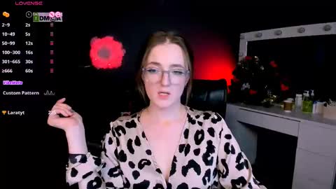 luna_berryy online show from 02-21-25, 02:50