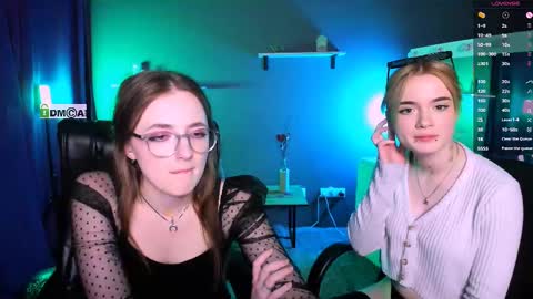 luna_berryy online show from 03-04-25, 02:27