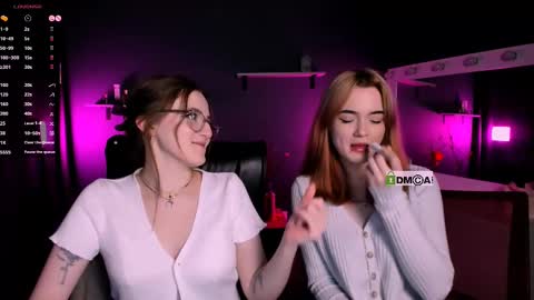 luna_berryy online show from 03-12-25, 08:10