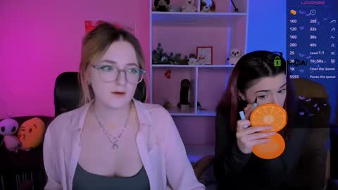 luna_berryy online show from 09-24-25, 12:52