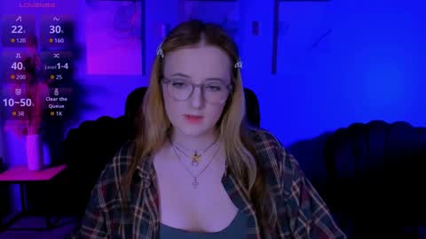 luna_berryy online show from 05-07-26, 08:14