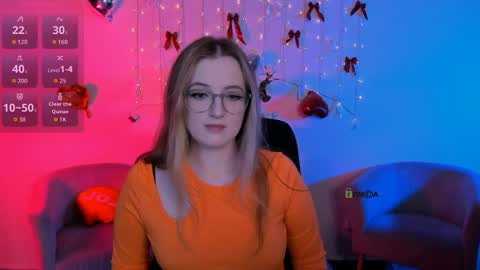 luna_berryy online show from 05-20-26, 06:58