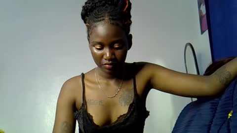 luna_blues online show from 05-11-26, 02:23