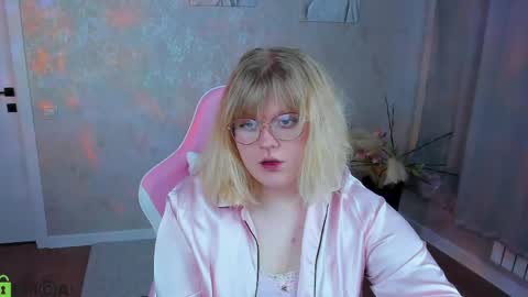 luna online show from 03-24-26, 01:10