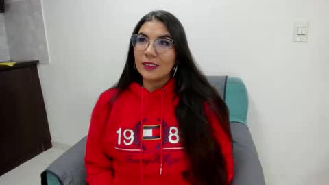 luna  online show from 11-27-25, 11:23