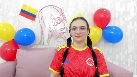 Snapshot of luna_ferrer1 chatting on 06-27-26, 12:44 luna_ferrer1 online show from 06-27-26, 12:44