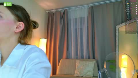 Snapshot of luna_helga chatting on 05-04-26, 05:58 Luna online show from 05-04-26, 05:58