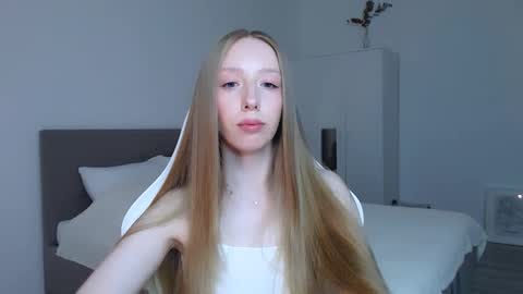 Luna online show from 10-28-25, 08:11