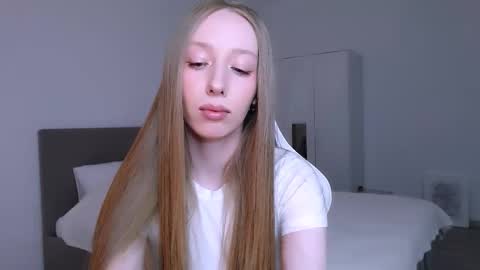 Luna online show from 02-21-26, 09:27