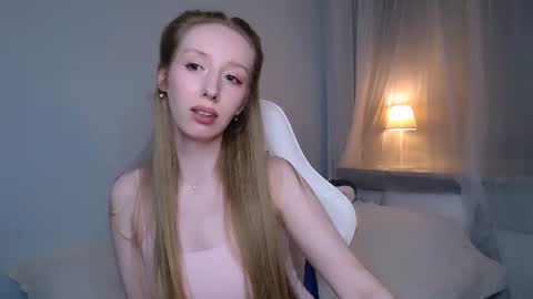 Luna online show from 06-14-26, 02:24
