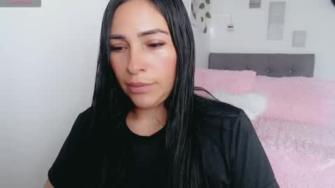 Snapshot of luna_lgomez chatting on 02-22-26, 01:09 luna online show from 02-22-26, 01:09