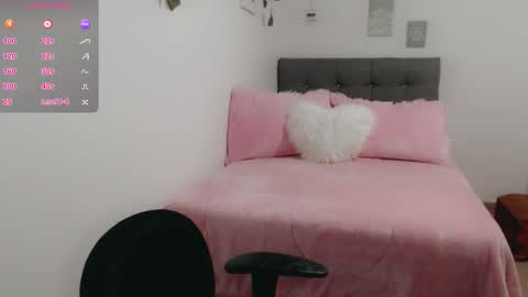 Snapshot of luna_lgomez chatting on 03-07-26, 01:35 luna online show from 03-07-26, 01:35