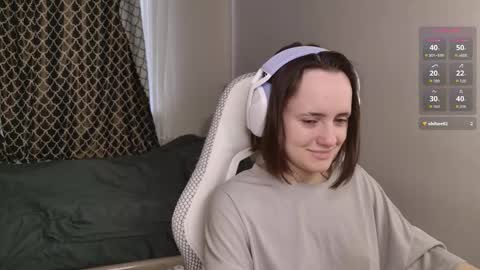 luna_loveeee online show from 09-12-25, 07:19