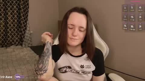 luna_loveeee online show from 12-18-25, 04:29