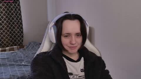 luna_loveeee online show from 04-26-26, 06:11