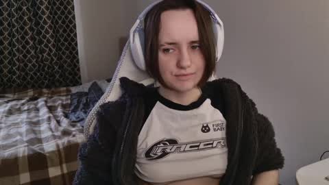 luna_loveeee online show from 05-11-26, 07:25