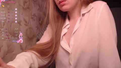 Luna online show from 10-29-25, 10:06