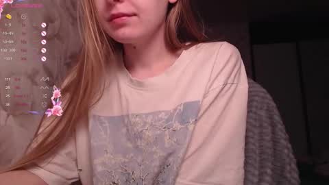 Luna online show from 03-17-26, 09:51