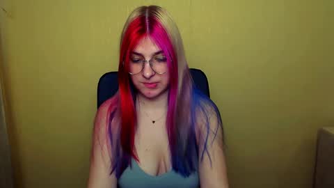 Luna online show from 02-15-25, 12:11