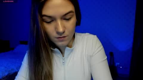 Luna online show from 11-18-25, 03:56