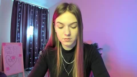 Luna online show from 02-19-26, 04:30