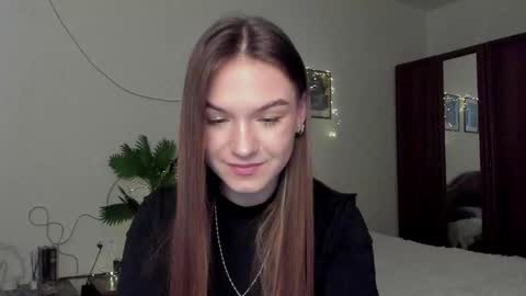 Luna online show from 02-26-26, 11:42