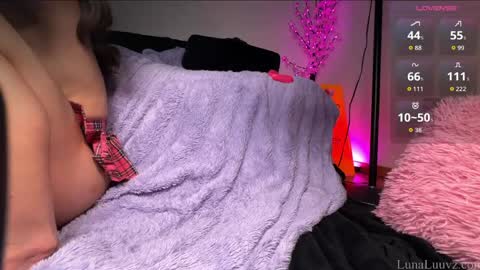 Luna Luuvz online show from 04-26-26, 10:40