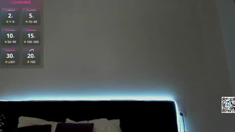 Snapshot of luna_mee chatting on 07-27-26, 01:12 Adele online show from 07-27-26, 01:12