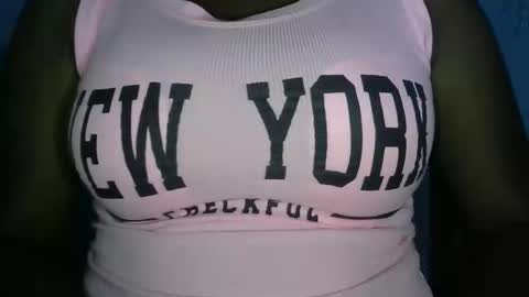 Snapshot of luna_naughty22 chatting on 01-18-26, 05:28 luna online show from 01-18-26, 05:28