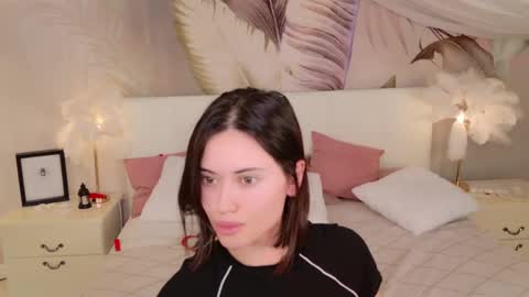 Luna online show from 03-31-26, 08:53