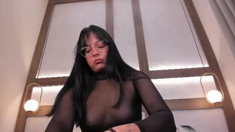 Luna  online show from 06-10-26, 01:21