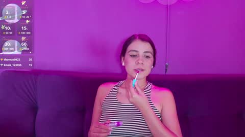 Snapshot of lunaa_lovve chatting on 01-14-25, 06:38 Luna online show from 01-14-25, 06:38