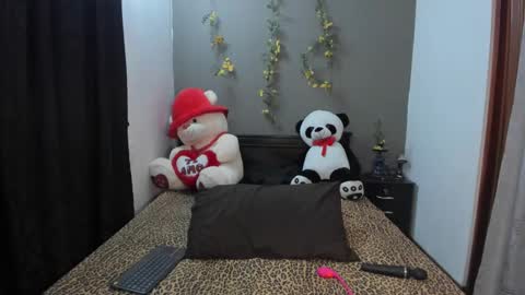 lunaa mayer online show from 01-28-25, 02:32