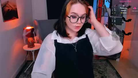 Li online show from 10-24-25, 04:25