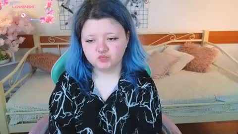 Luna online show from 04-26-26, 07:06