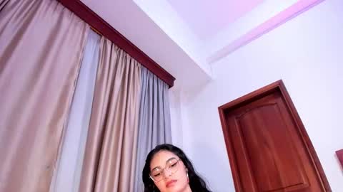 Snapshot of lunaaspen chatting on 09-24-25, 08:34 Luna Aspen online show from 09-24-25, 08:34