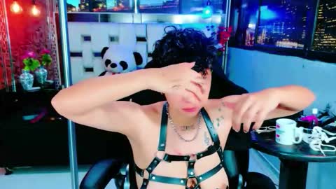 Snapshot of lunabustygirl chatting on 11-23-25, 03:23 lunabustygirl online show from 11-23-25, 03:23